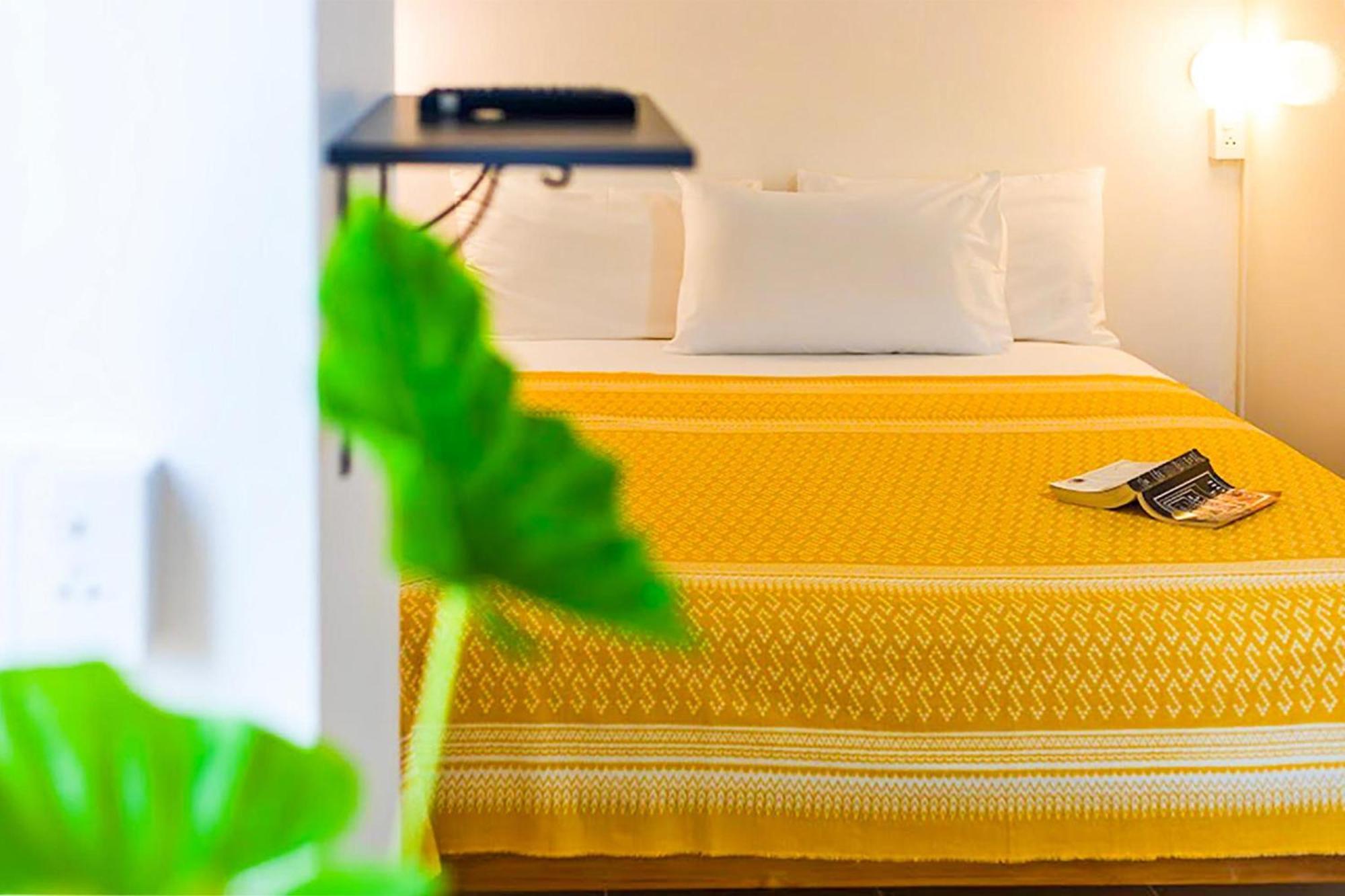 Collection O Howard Square Boutique Hotel Бангкок Екстер'єр фото