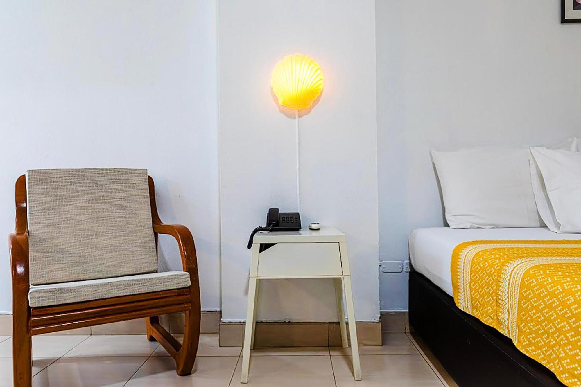 Collection O Howard Square Boutique Hotel Бангкок Екстер'єр фото
