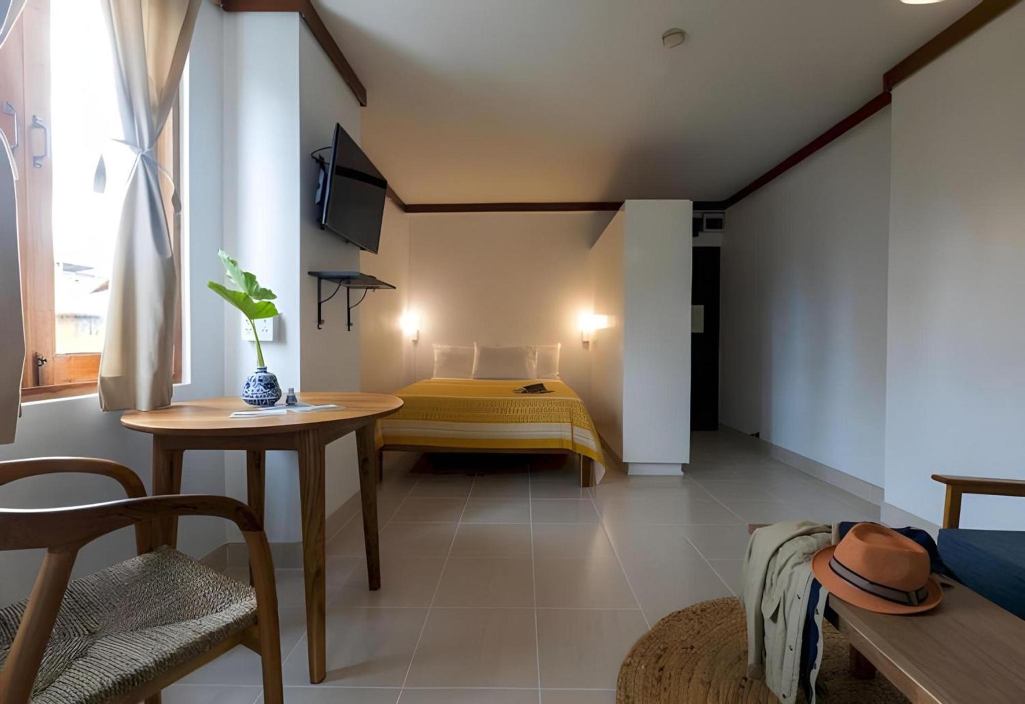 Collection O Howard Square Boutique Hotel Бангкок Екстер'єр фото